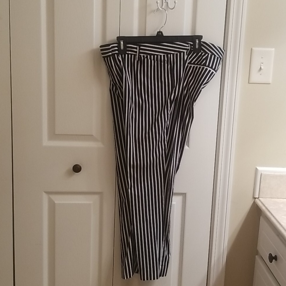 Worthington Stripped Ladies Slacks